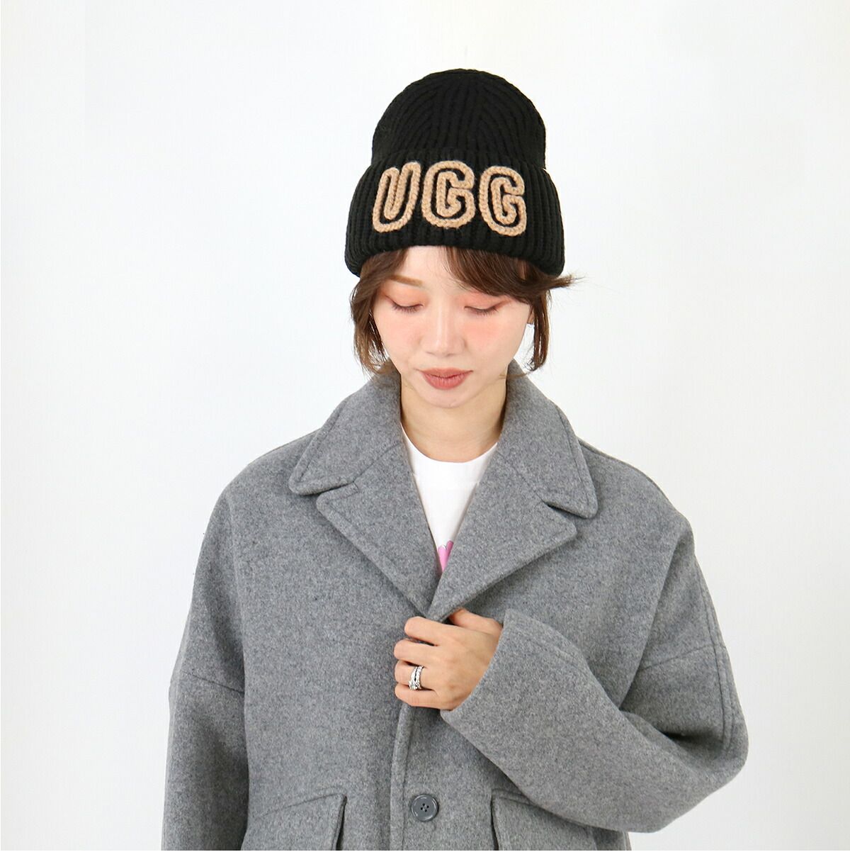UGG アグ 102345 W CHUNKY CRAFTED RIB BEANIE チャンキー クラフテッド リブ ビーニー ロゴ ニット帽 ニットキャップ レディース メンズ ユニセックス プレゼント 帽子 ギフト 防寒 ブランド
