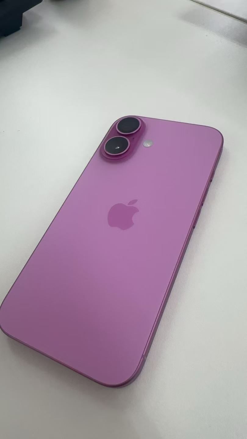 ジャンク iphone 16 128 ソフトバンク版SIMフリー k61 - メルカリ