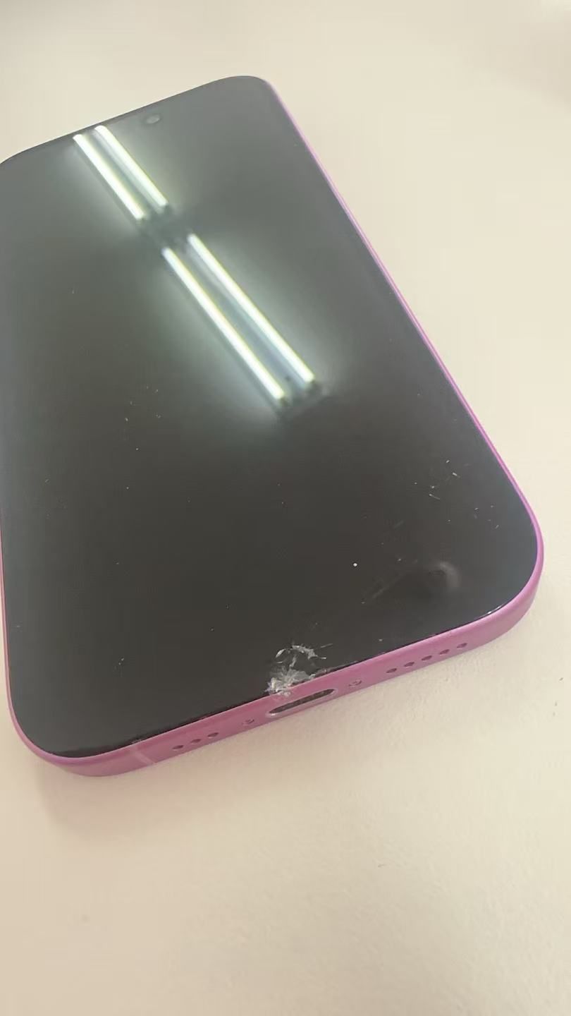 ジャンク iphone 16 128 ソフトバンク版SIMフリー k61 - メルカリ