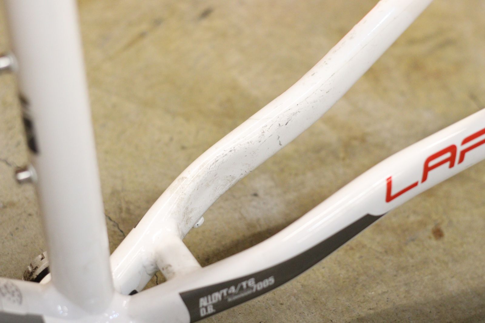 ラピエール LAPIERRE テクニック TECNIC 700 Mサイズ アルミ