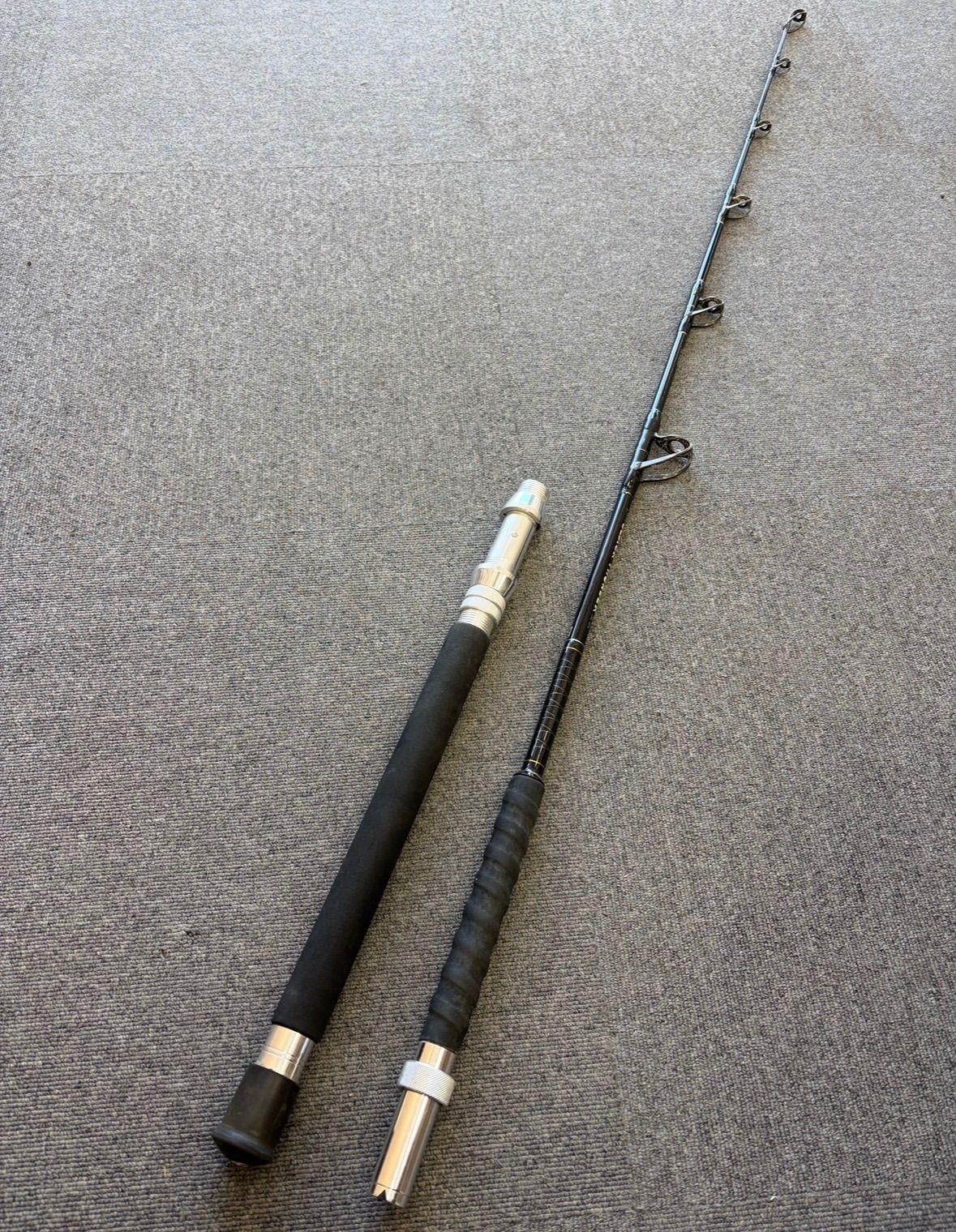 み T ZLAC superBLACK THUNDER 大物 深海 トローリングロッド