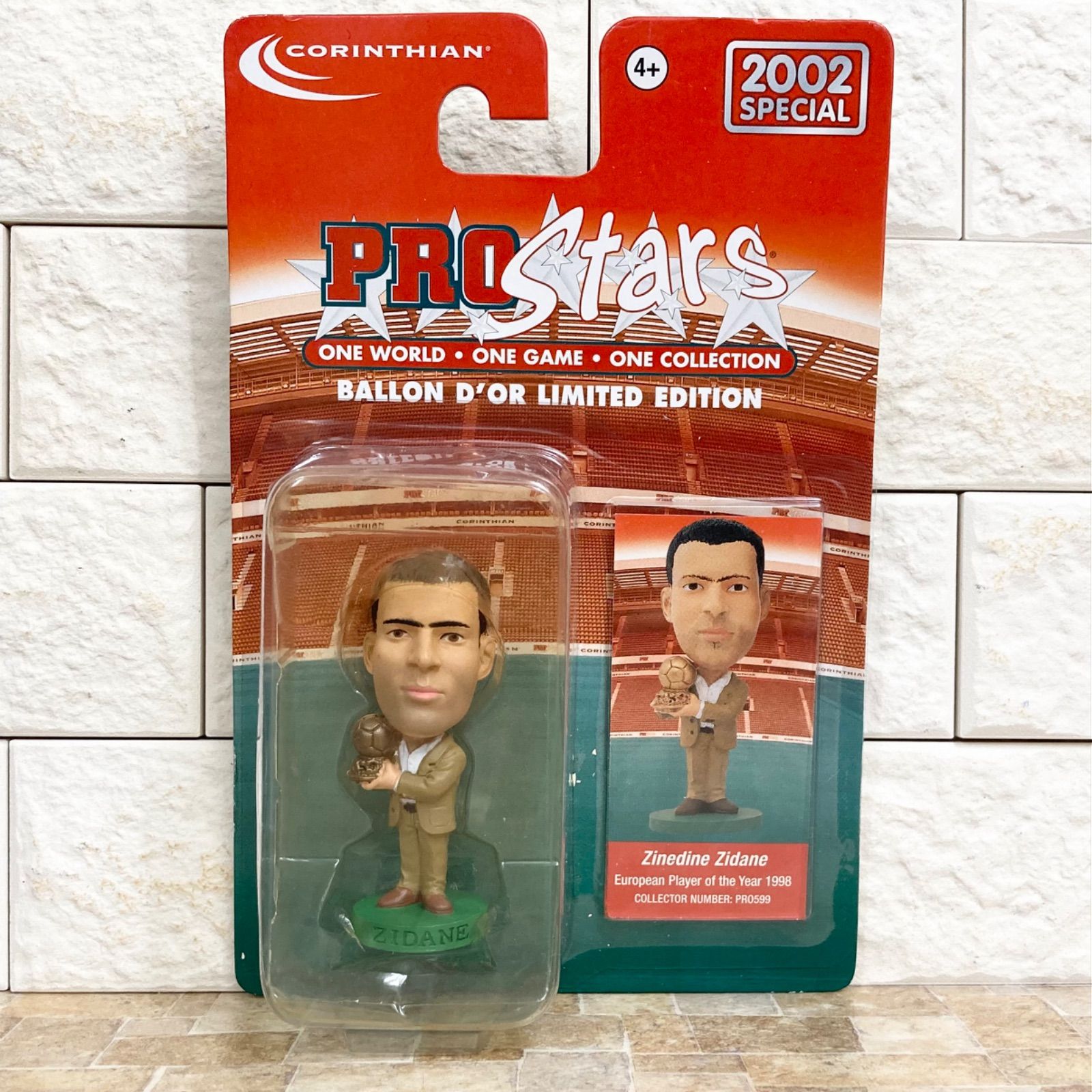 コリンシアン　バロンドール　サッカーフィギュア 希少】新品未開封 PRO STARS BALLON D'OR LIMITED EDITION