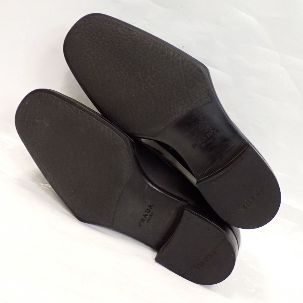 ブラッシュドレザー