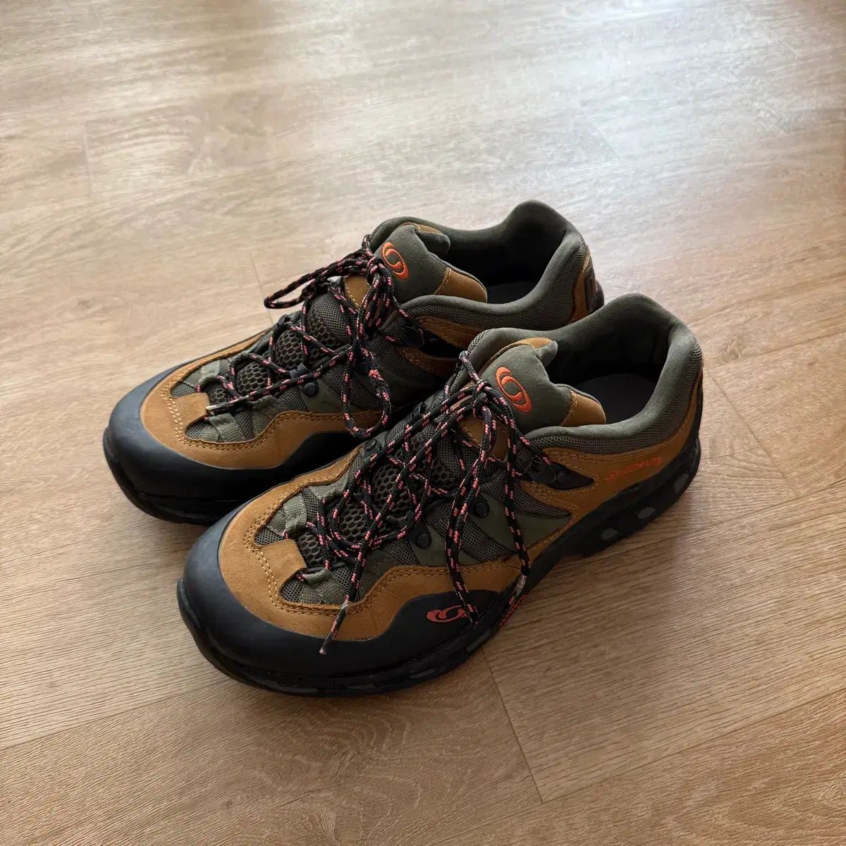 超 SALOMON × The Broken Arm XT-QUEST 2