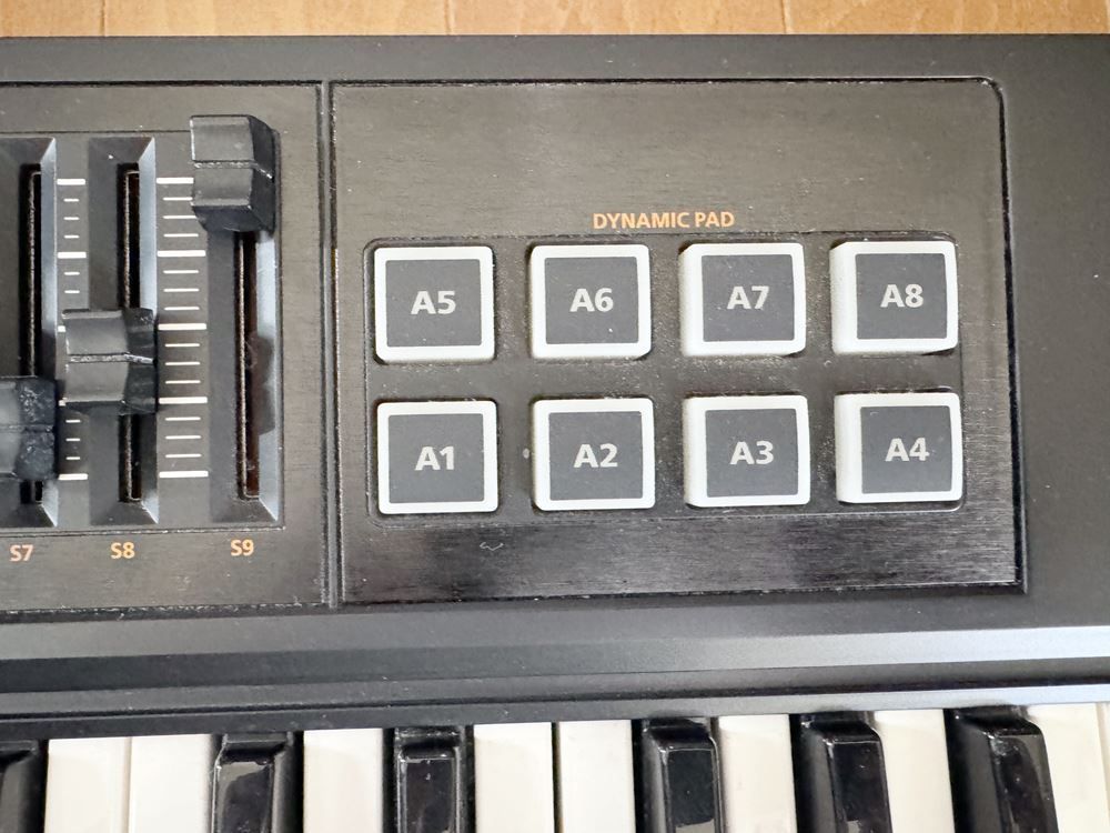 HY】【美品】Roland ローランド A-800PRO 61鍵 MIDIキーボード