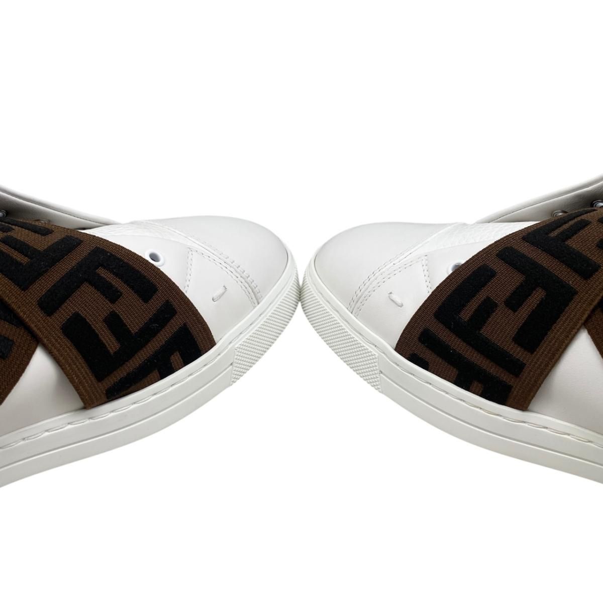  フェンディ スニーカー ズッカ柄 スリッポン 7 E 1198 レザー ホワイト ダークブラウン FENDI スリッポン 靴