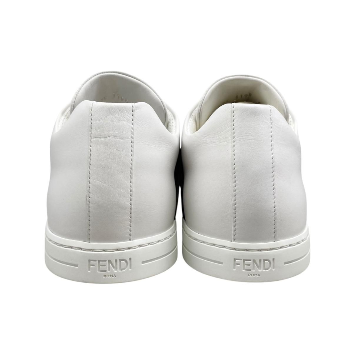 スニーカー ズッカ柄