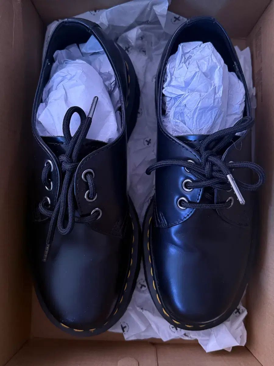 DR. MARTENS ドクターマーチン クアッド 250