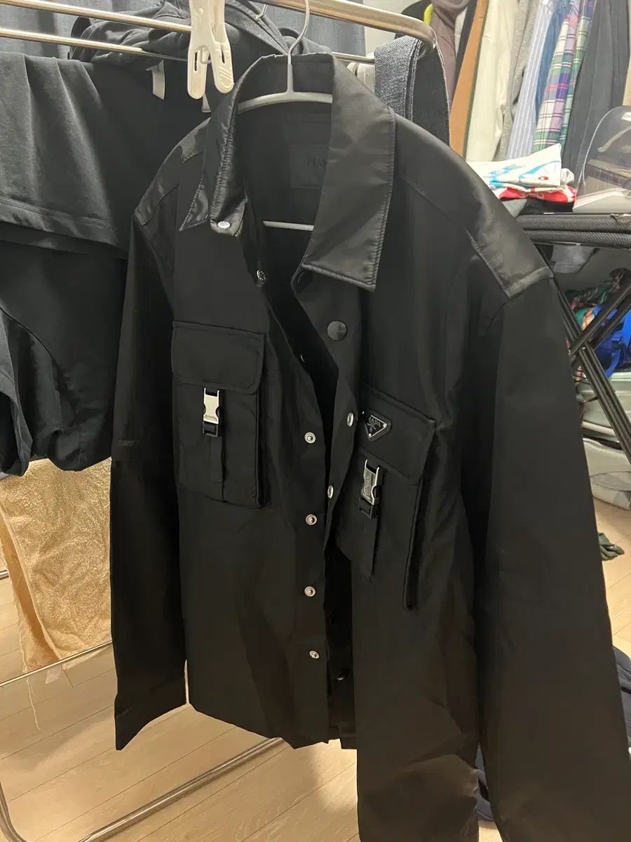 プラダ ブラック ポケット デザインテープ ジャケット リナイロン|L