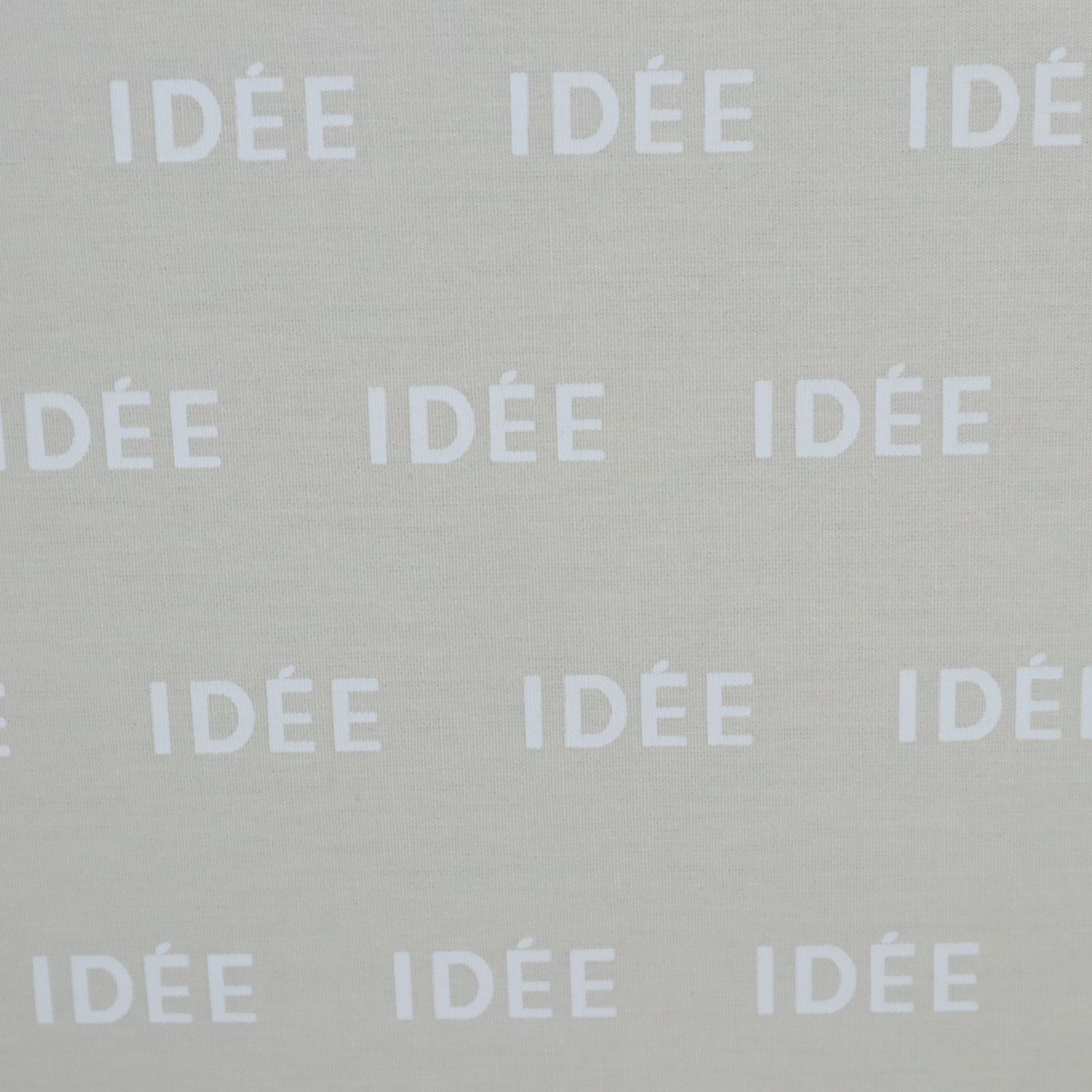  モデルルーム展示品 2025年製 IDÉE イデー KAI SOFA カイ ソファ サーモンピンク 木脚 岡嶌要デザイン イデーで人気のコンパクトなソファ コンパクトながらもゆったりとした座り心地 北欧スタイル 家具 337h12 幅160cmソファ 2人掛け 3人掛けソファ ソファ ソファベッド