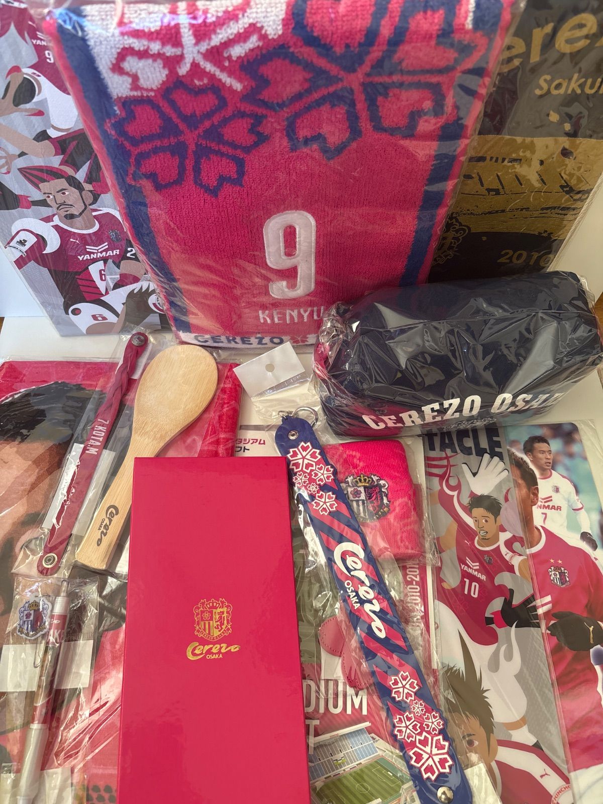 セレッソ大阪 グッズ まとめ売り - メルカリ