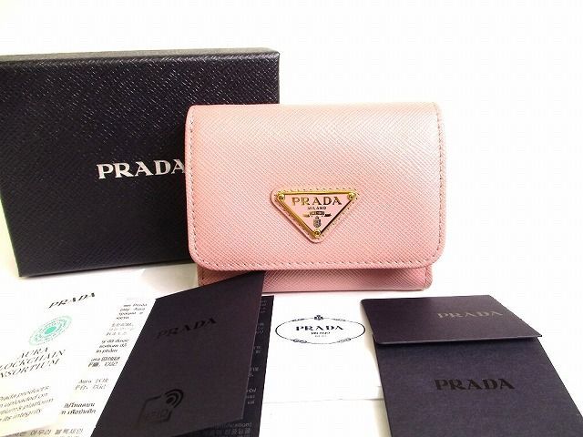 プラダ PRADA サフィアーノ トライアングル レザー 3つ折り 財布 コンパクト財布 コンパクトウォレット ♥保管品