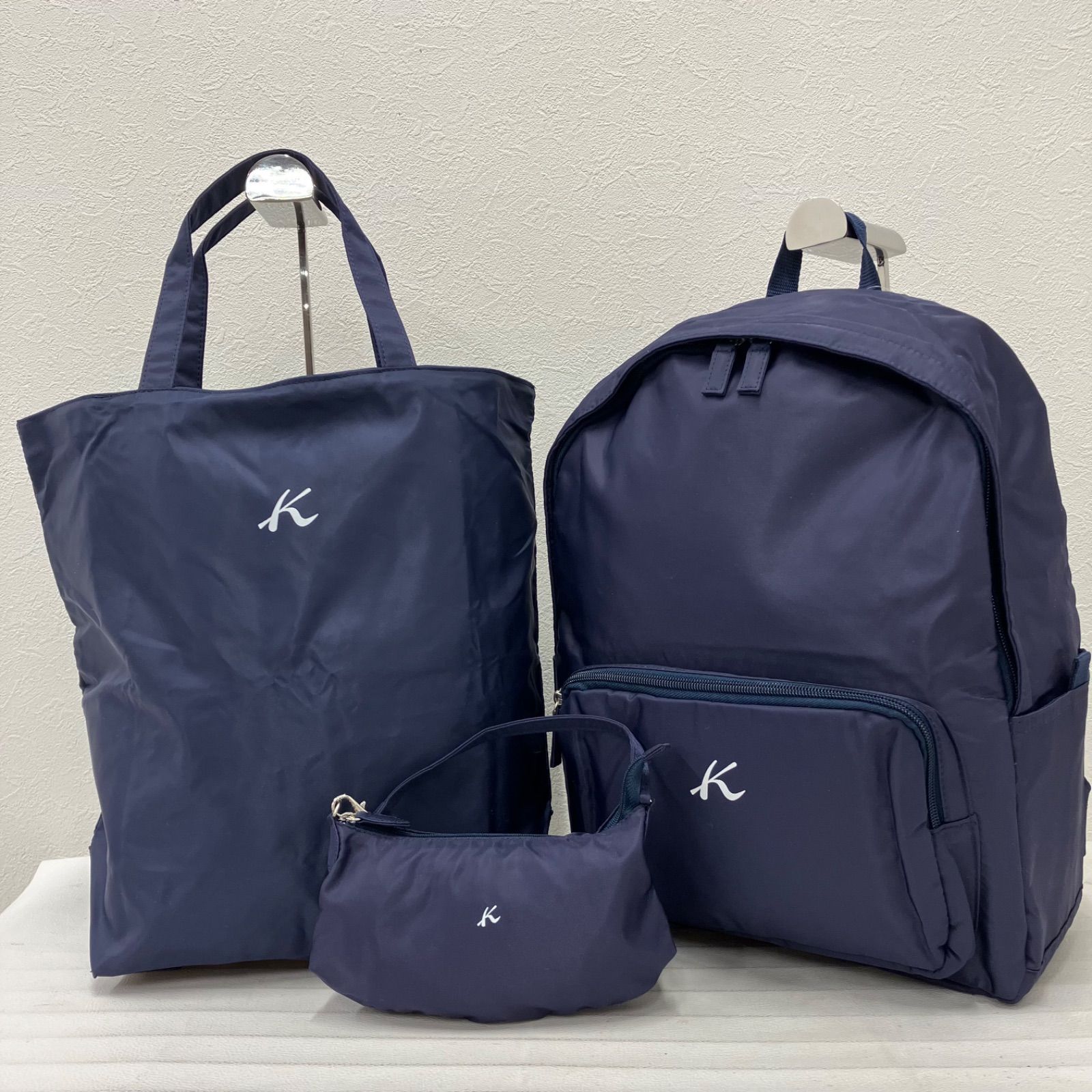 8249 Kitamura キタムラ 2点 折りたたみリュック エコバッグ 紺 ネイビー ナイロン Kロゴ リュック バックパック デイパック コンパクト 折り畳み ポーチ付きエコバッグ トートバッグ ハンドバッグ 折りたたみ式