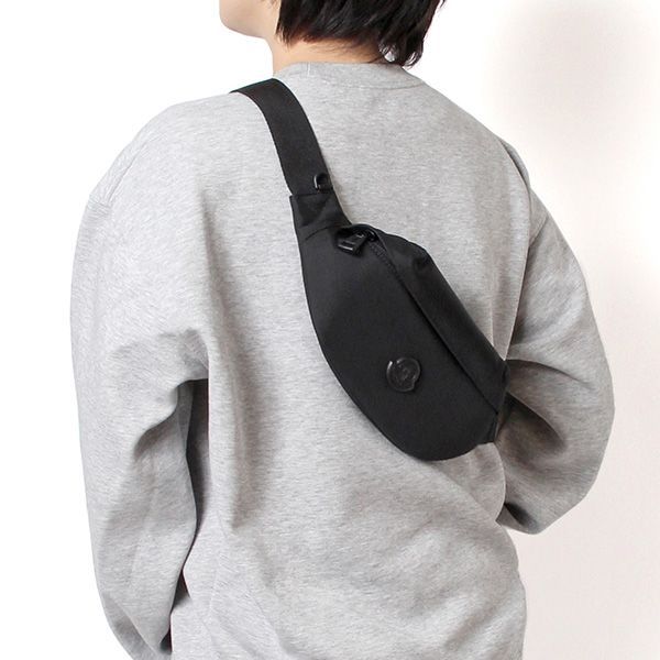 26 SSモデル モンクレール MONCLER レディース DURANCE SMALL ボディバッグ ブラック 5 M 00001 7755 999| 2026 SS l-bag