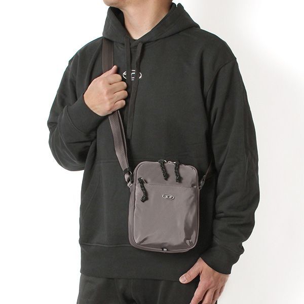 25 AWモデル ディーゼル DIESEL メンズ ショルダーバッグ D-PACK- -X グレー X 10310 P 8166 T 8157| 2025-26 AW m-bag