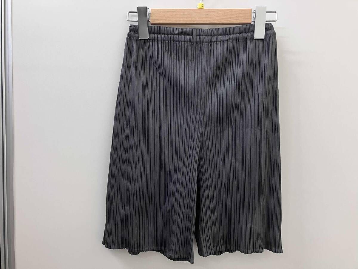 ISSEY MIYAKE イッセイミヤケ ハーフパンツ プリーツ Mサイズ
