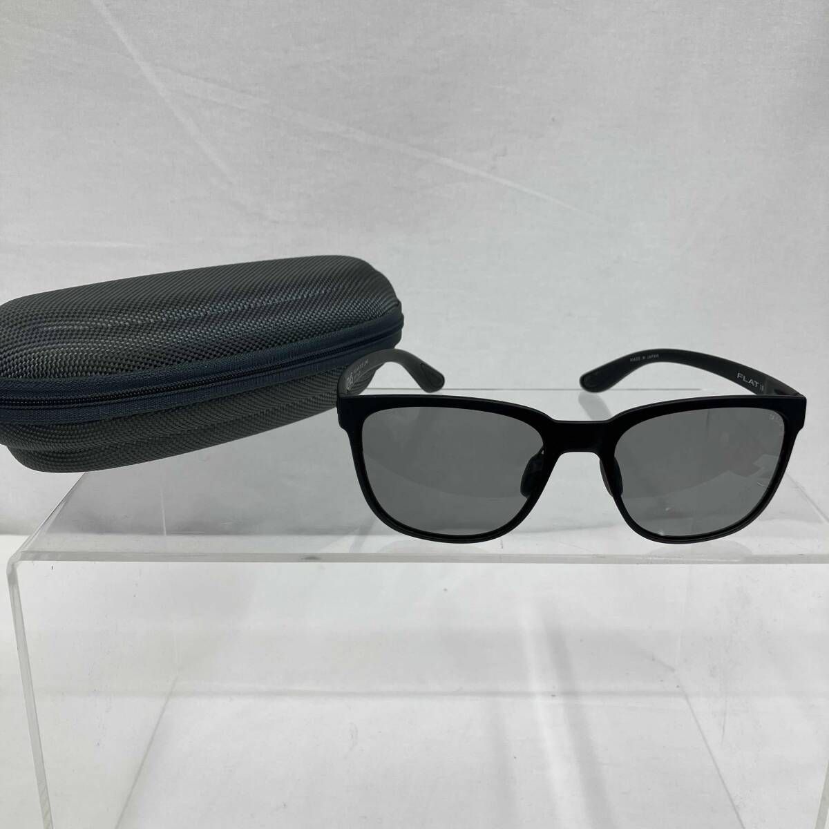 OZNIS オズニス FLAT 18 マットブラック サングラス