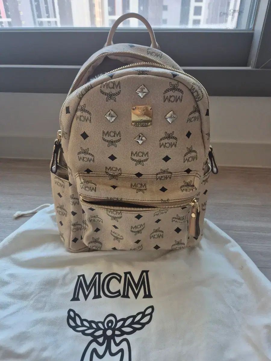 MCM バックパック ベージュ ダストバッグ
