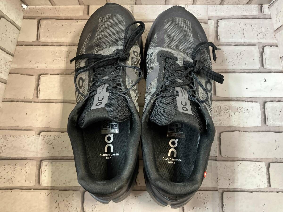 ランニングシューズ 25.5