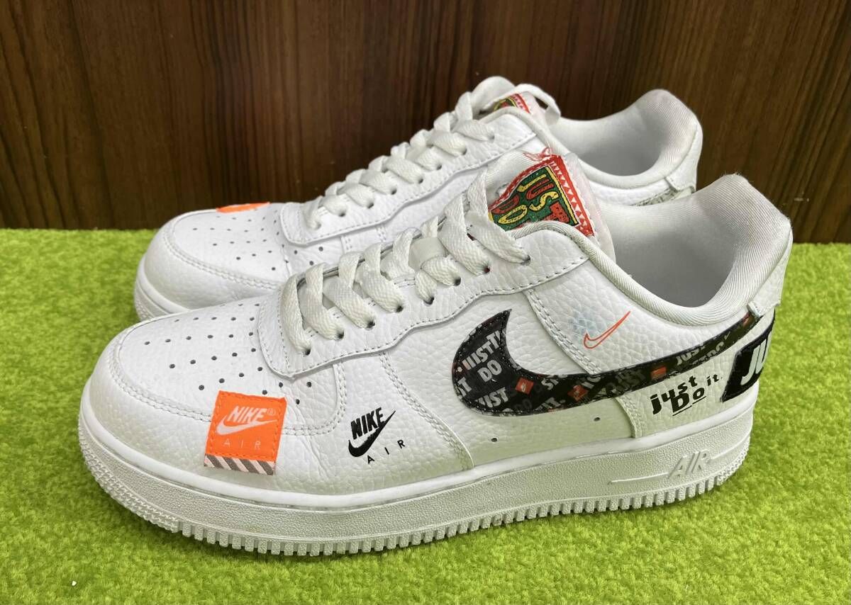 NIKE ナイキ エアフォース 1 ロウ ム Just Du itスニーカー サイズ25 cm ホワイト系×マルチカラー メンズ シューズ 靴