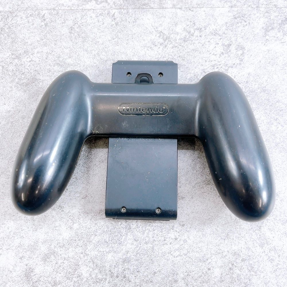 Nintendo Switch グレー 中古（ジョイコン用コントローラー傷あり