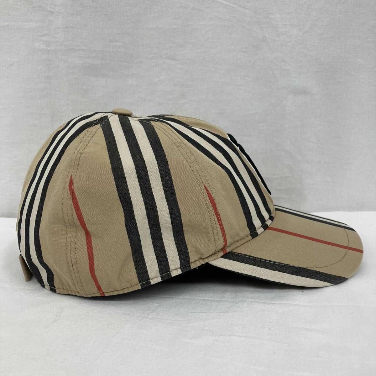 バーバリー| TBロゴ