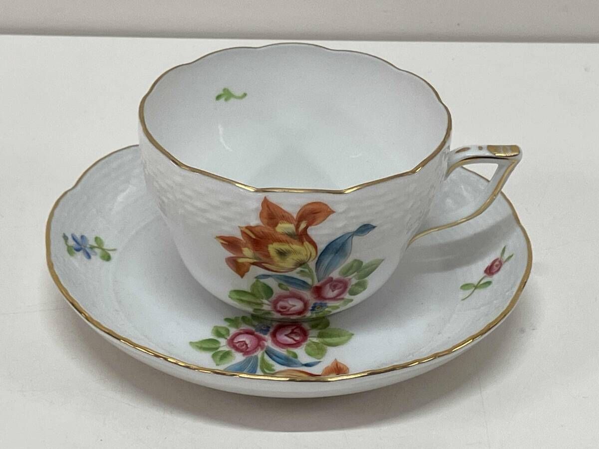 HERENDヘレンド HVNGARYハンガリー 花絵付け カップ-ソーサー 2513 洋食器 ブランド食器 超