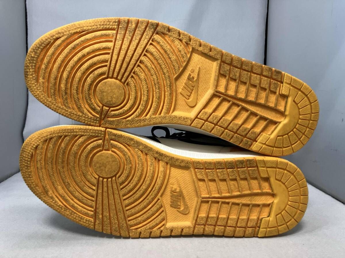 NIKE スニーカー