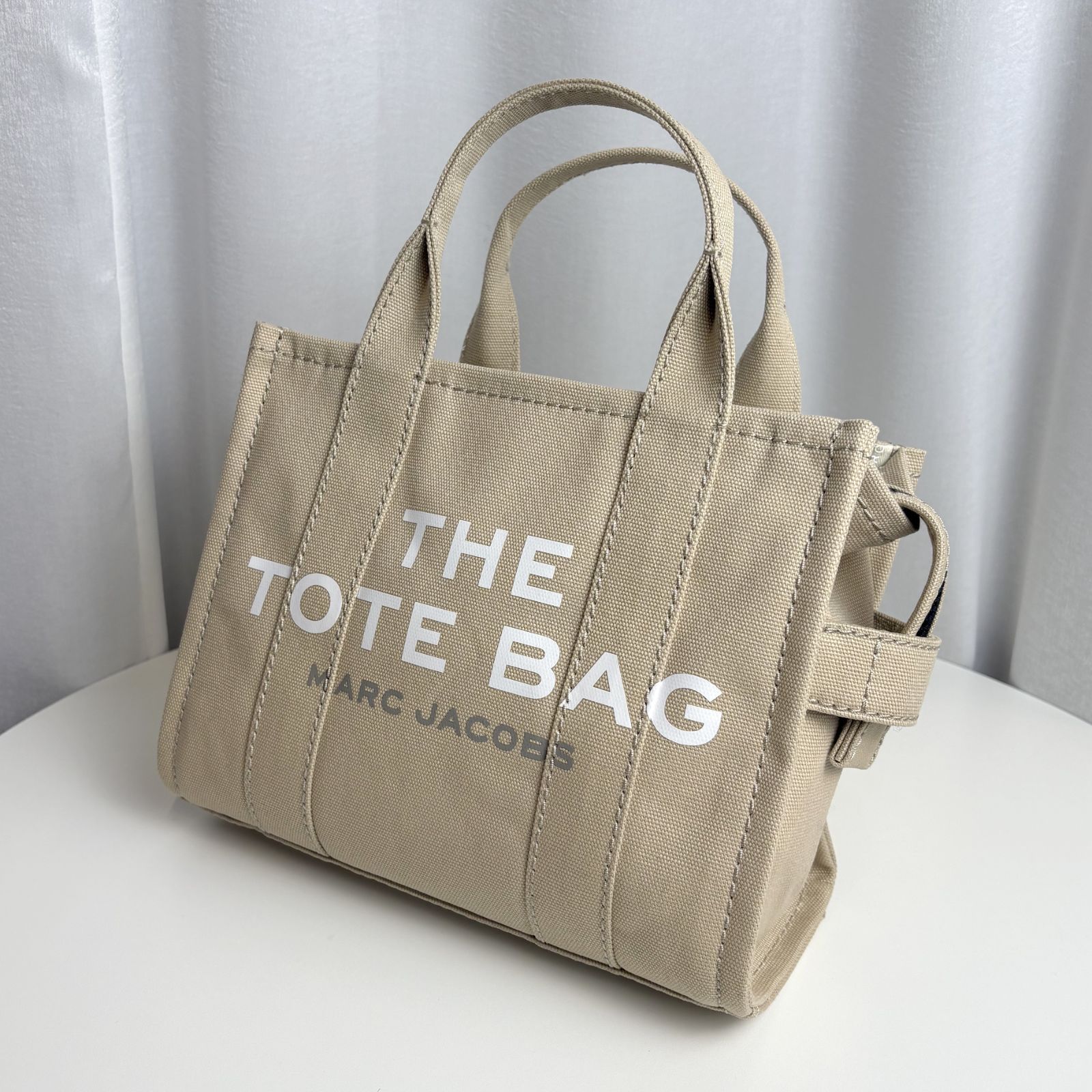 MARC JACOBS THE TOTE BAG マークジェイコブス ザトートバッグ