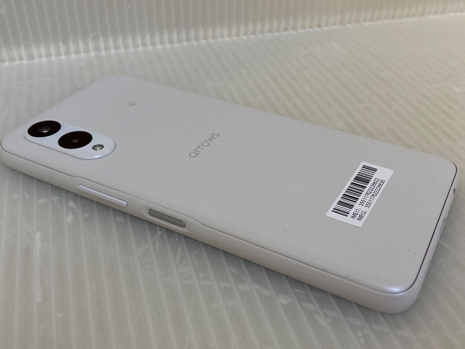 SoftBank arrows We2 スマホ 本体 A402FC ミストホワイト 64GB - メルカリ