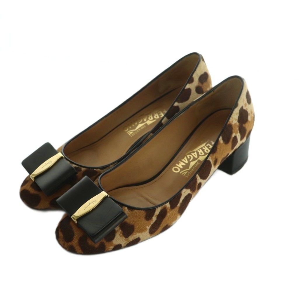 サルヴァトーレフェラガモ Salvatore Ferragamo ELINDA パンプス