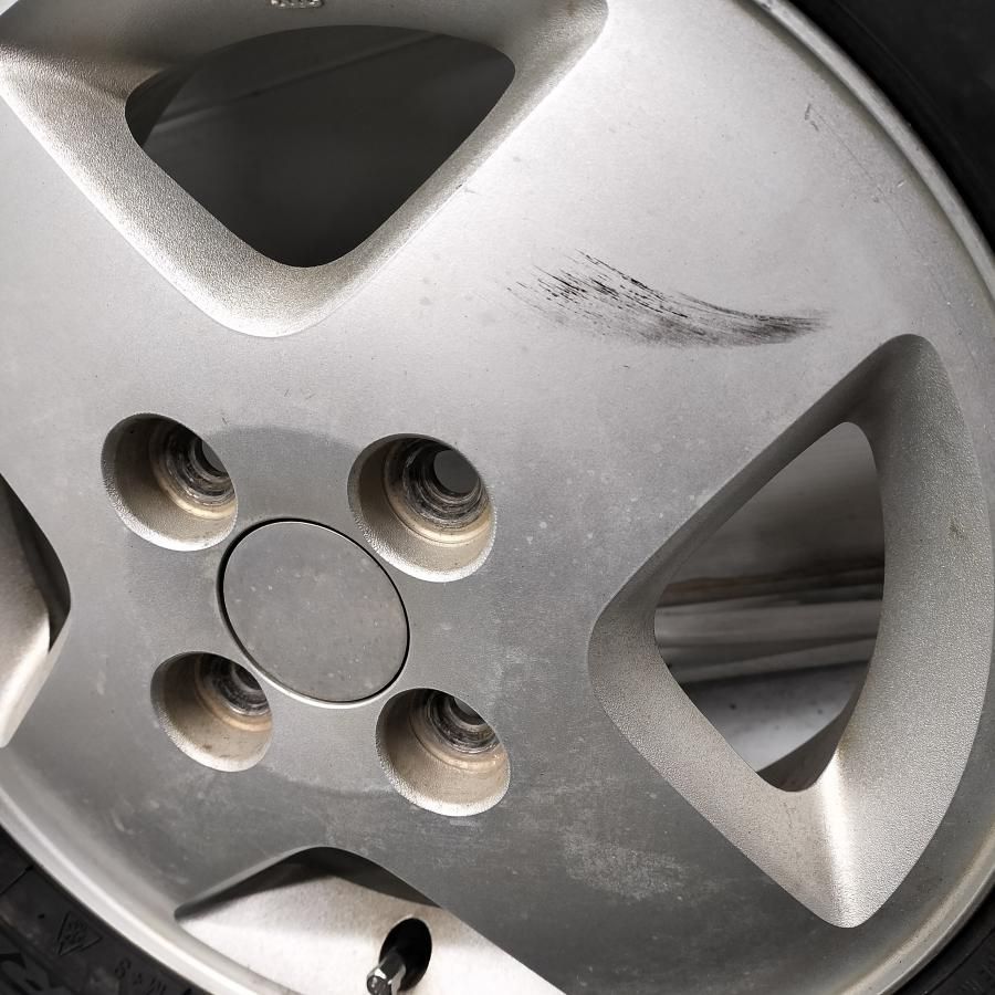 ◇本州・四国は送料無料◇ ＜スタッドレス & ホイール 4本＞ 155/70R13