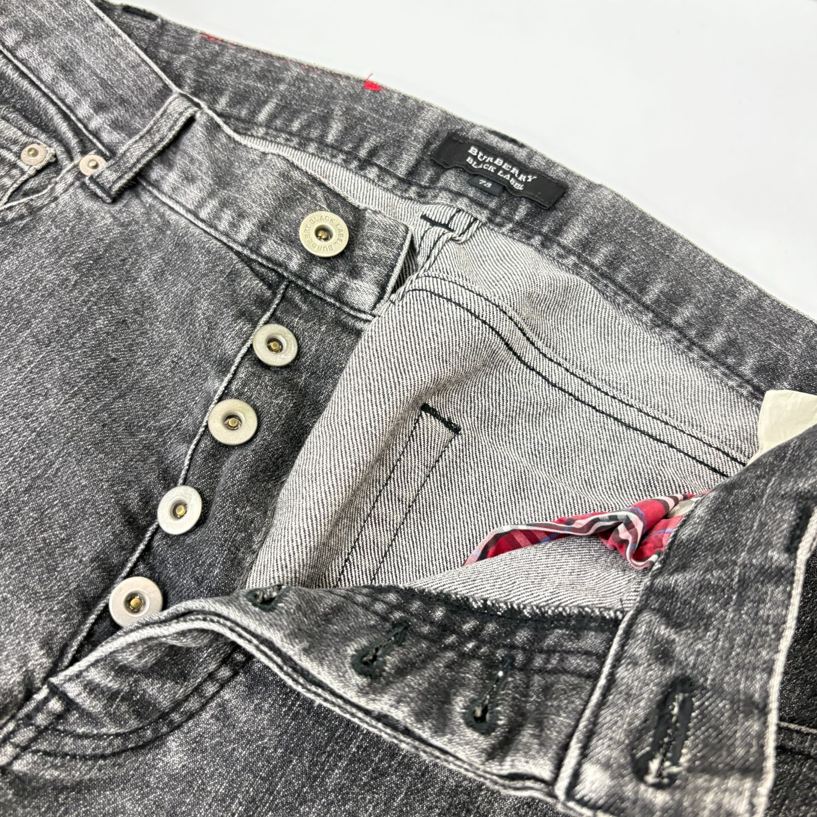 バーバリーブラックレーベル BURBERRY BLACK LABEL】デニムパンツ