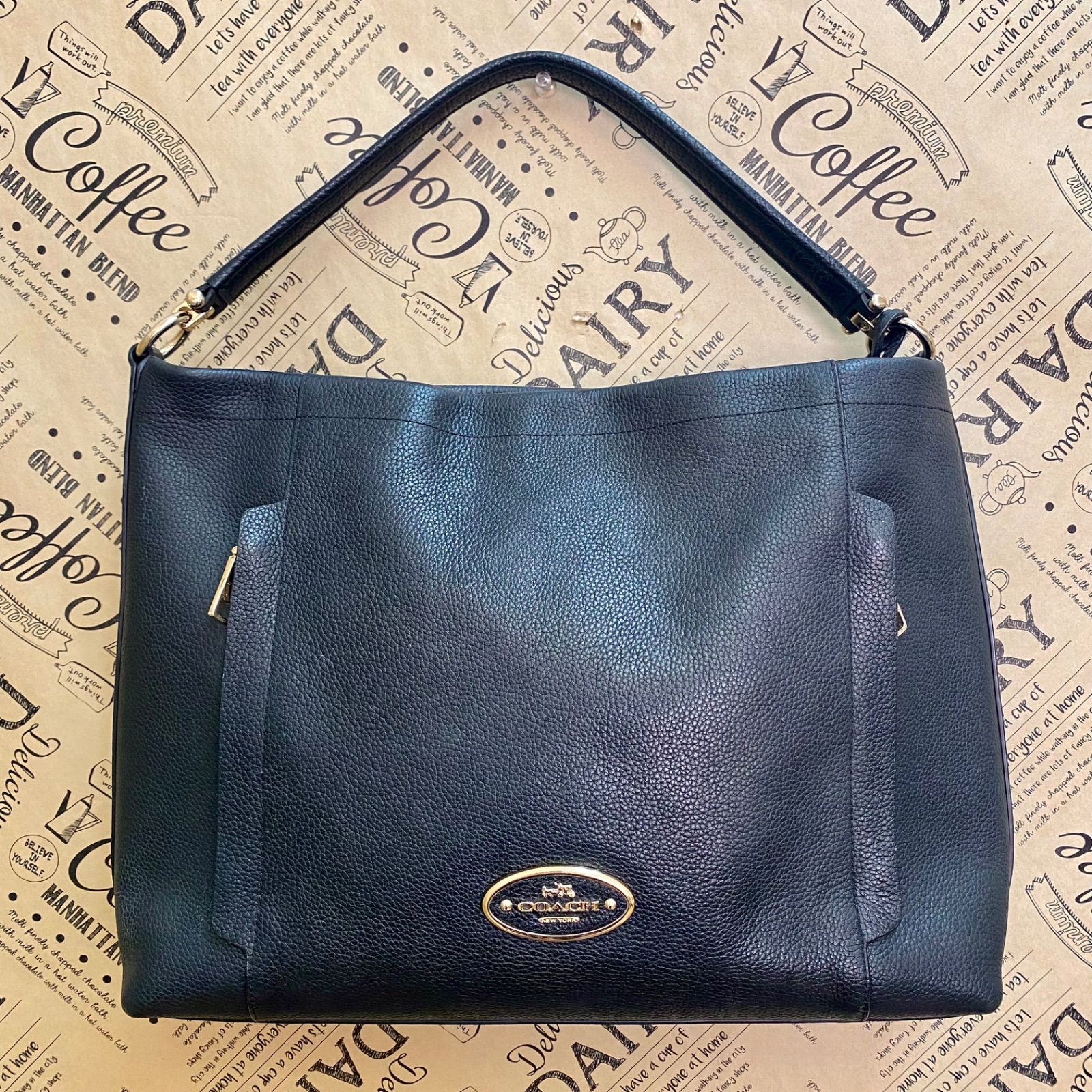 コーチ ショルダーバッグ 革 黒フォーマル ビジネス FZ 469