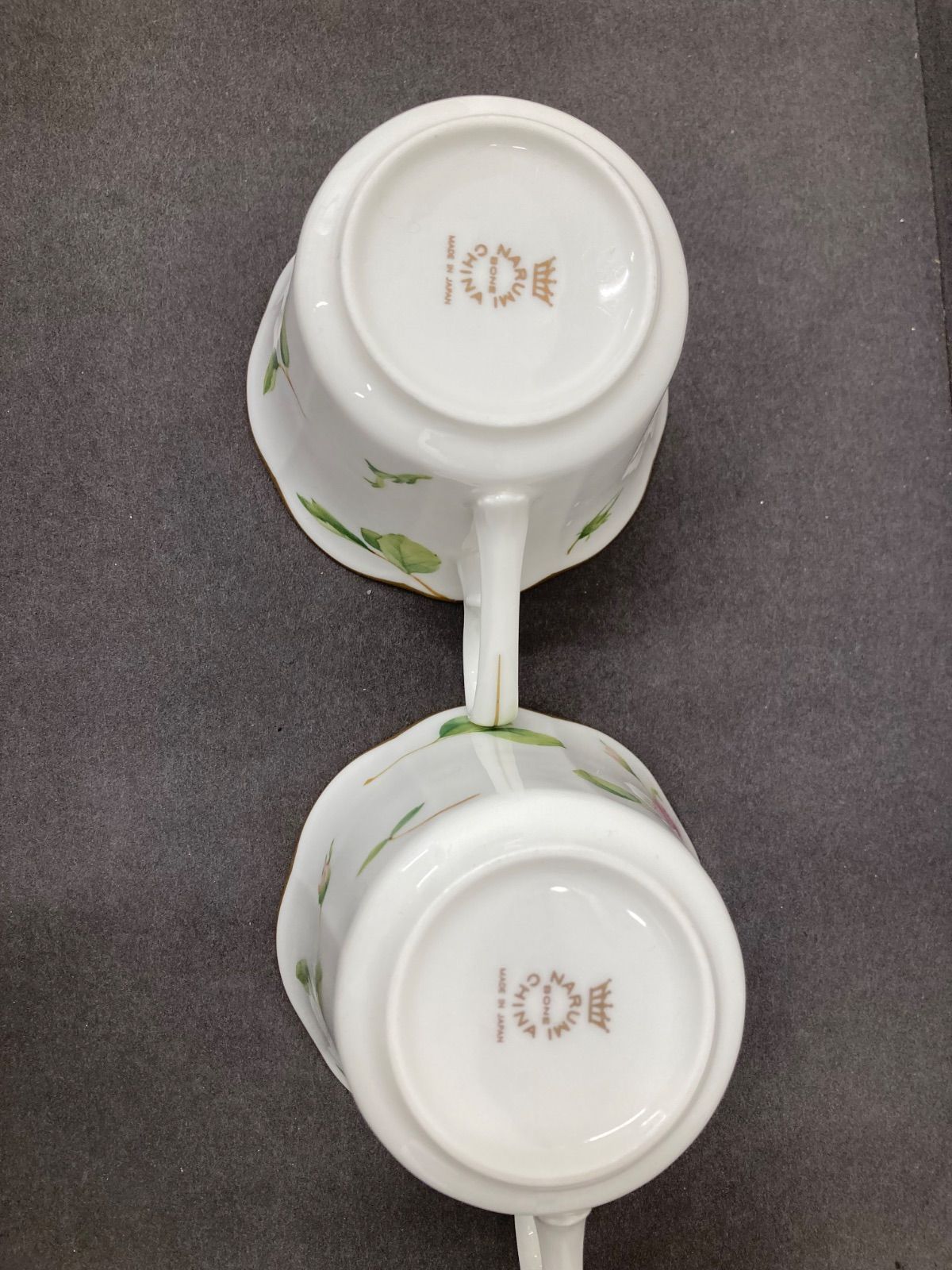 カップ＆ソーサー