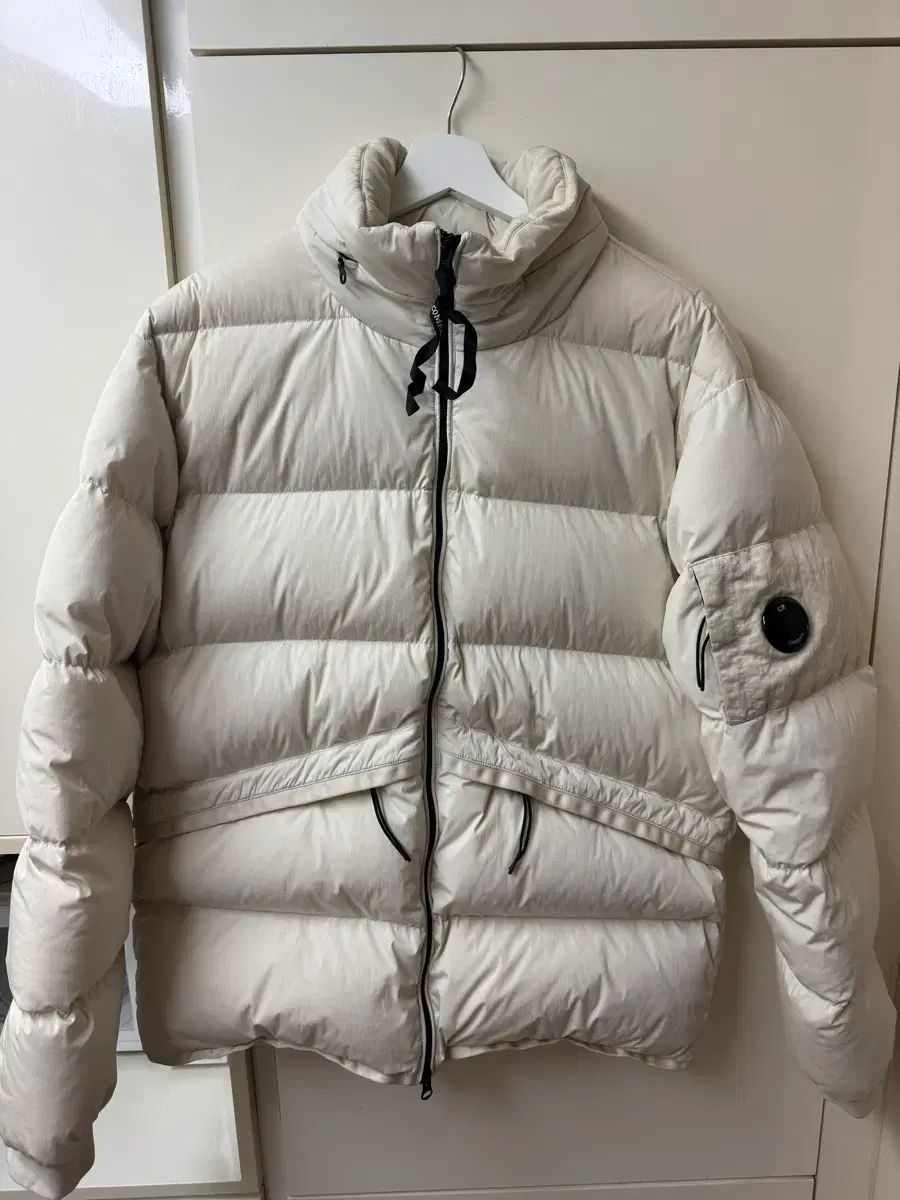 C.P. COMPANY シーピーカンパニー ナイクラ ダウン 52