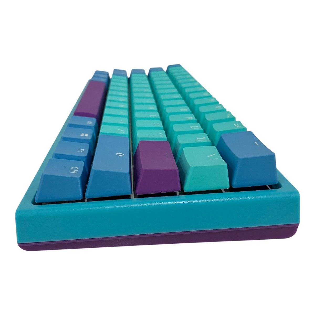 Ducky one 2 Mini FROZEN LLAMA 自作キーボード Ducky One 2 Mini - FROZEN LLAMA EDITION! - YouTube