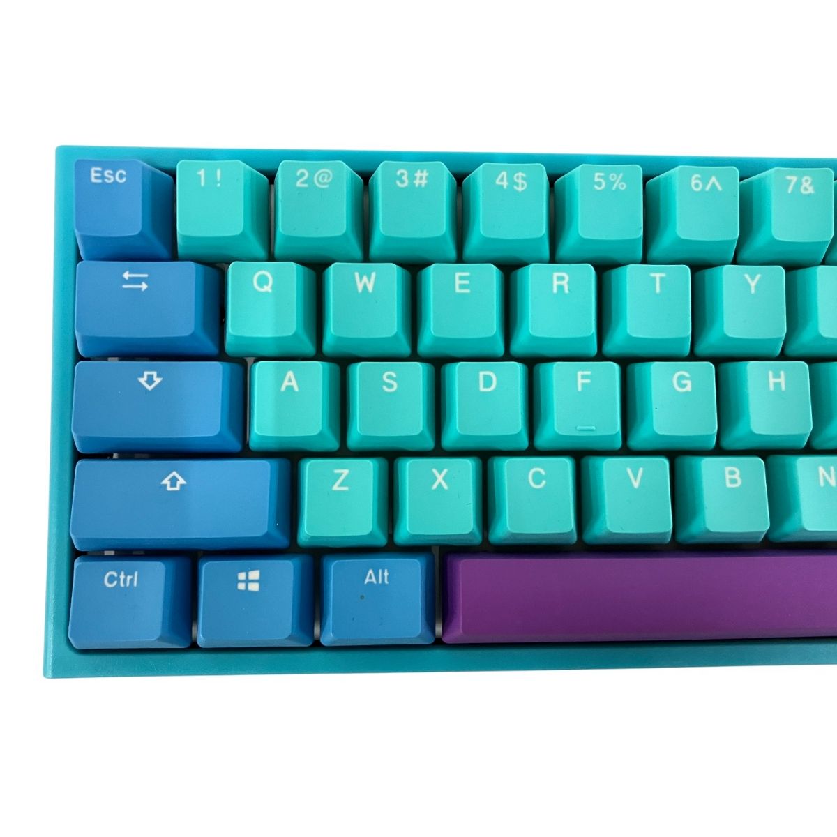 Ducky one 2 Mini FROZEN LLAMA 自作キーボード DUCKY ONE2 mini FROZEN LLAMA ゲーミング キーボード PC周辺機器 中古