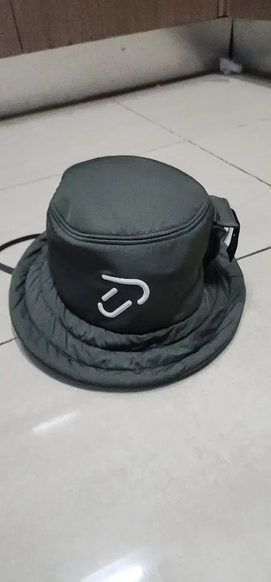 イアン ポールター ダウン バケットハット | タイトリスト スウィング ジャケット