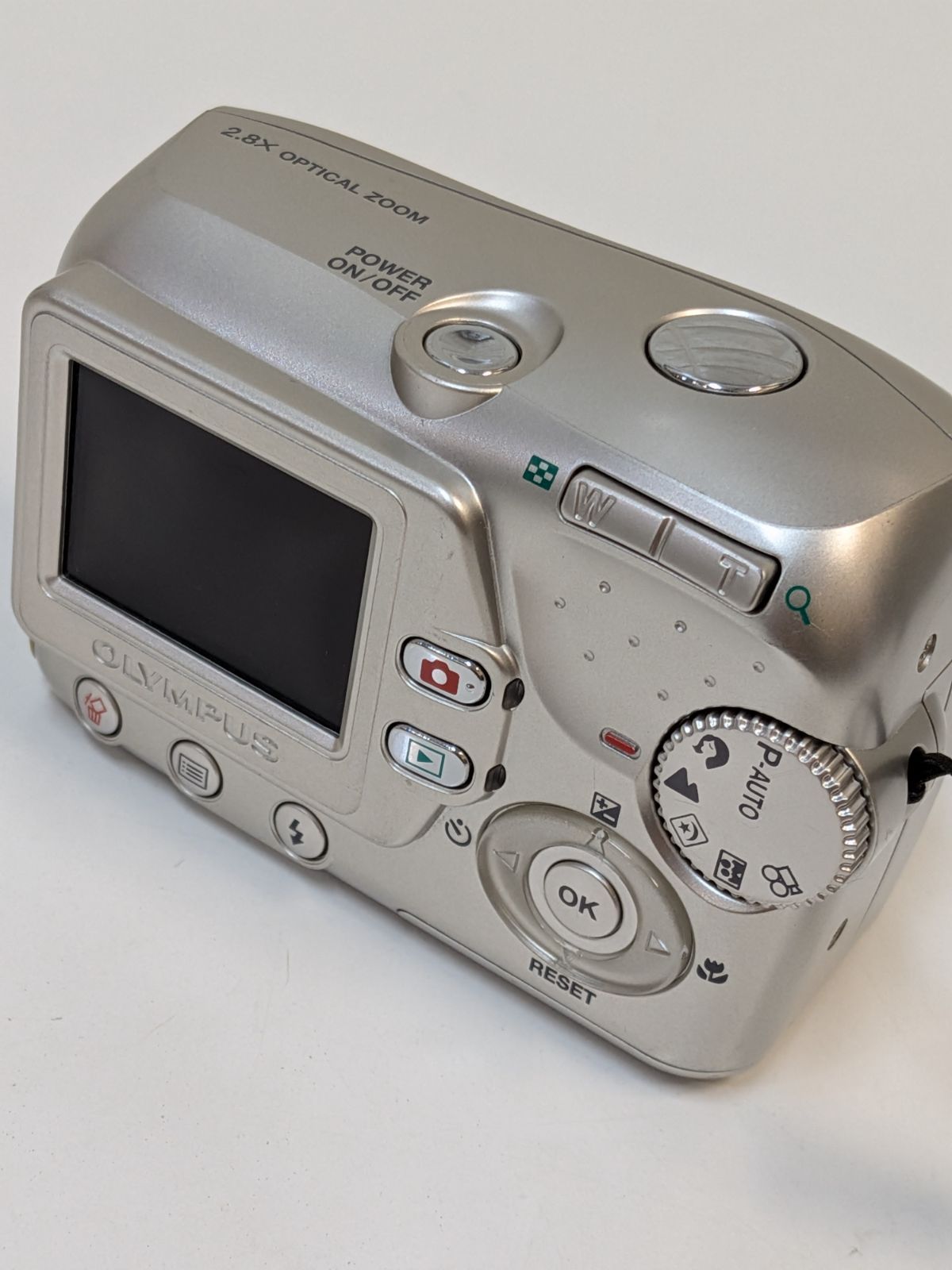 動作確認済】美品 OLYMPUS コンパクトデジタルカメラ FE‐110 シルバー