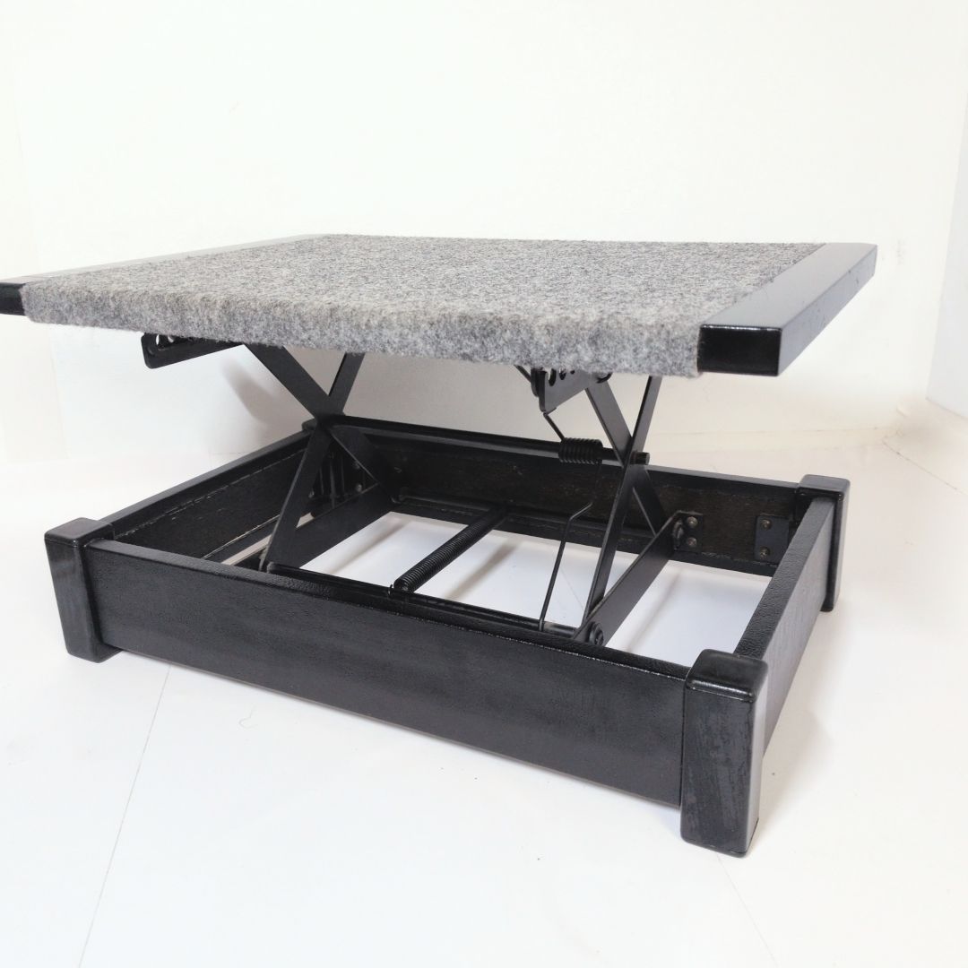 吉澤 PEACOCK ピアノ補助台 6段階調節 足台 a14 - メルカリ