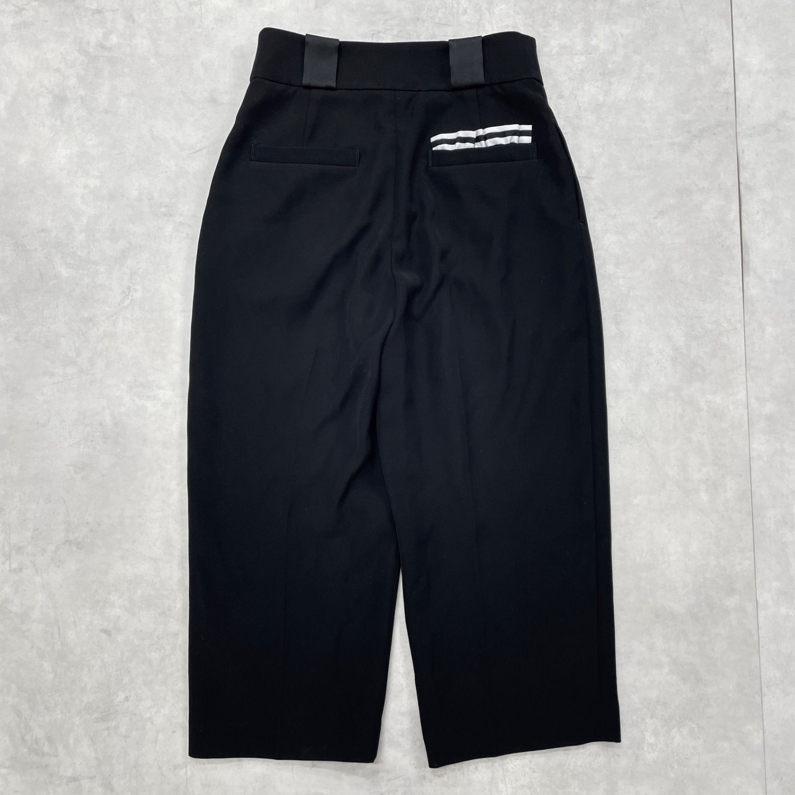 BORDERS at BALCONY 人気 パンツ 黒 36 BORDERS at BALCONY 人気