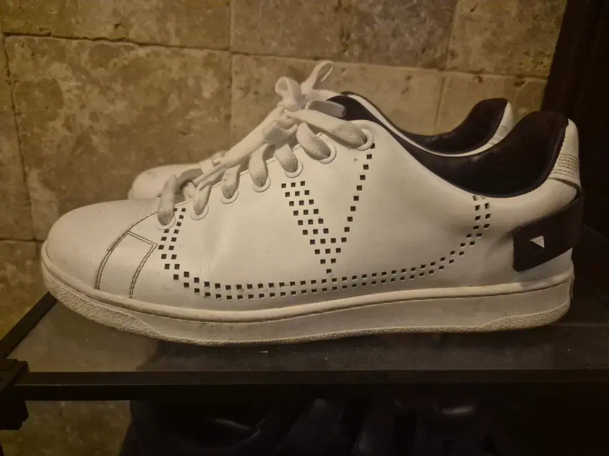 Valentino ヴァレンティノ スニーカー 260-265