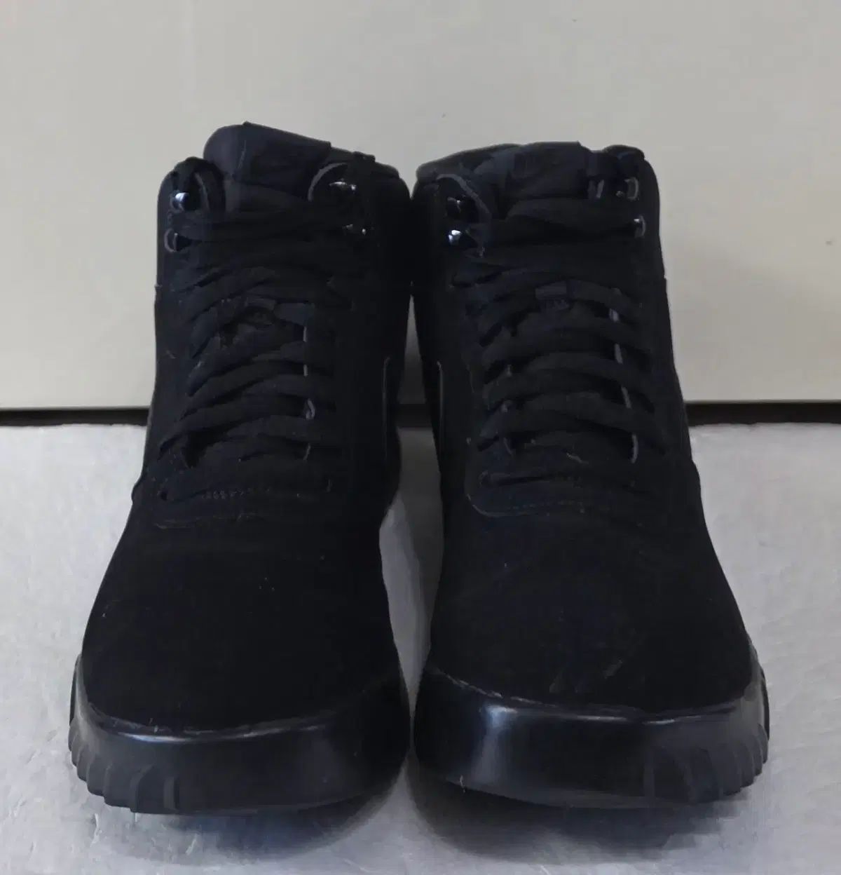 フードランド スウェード