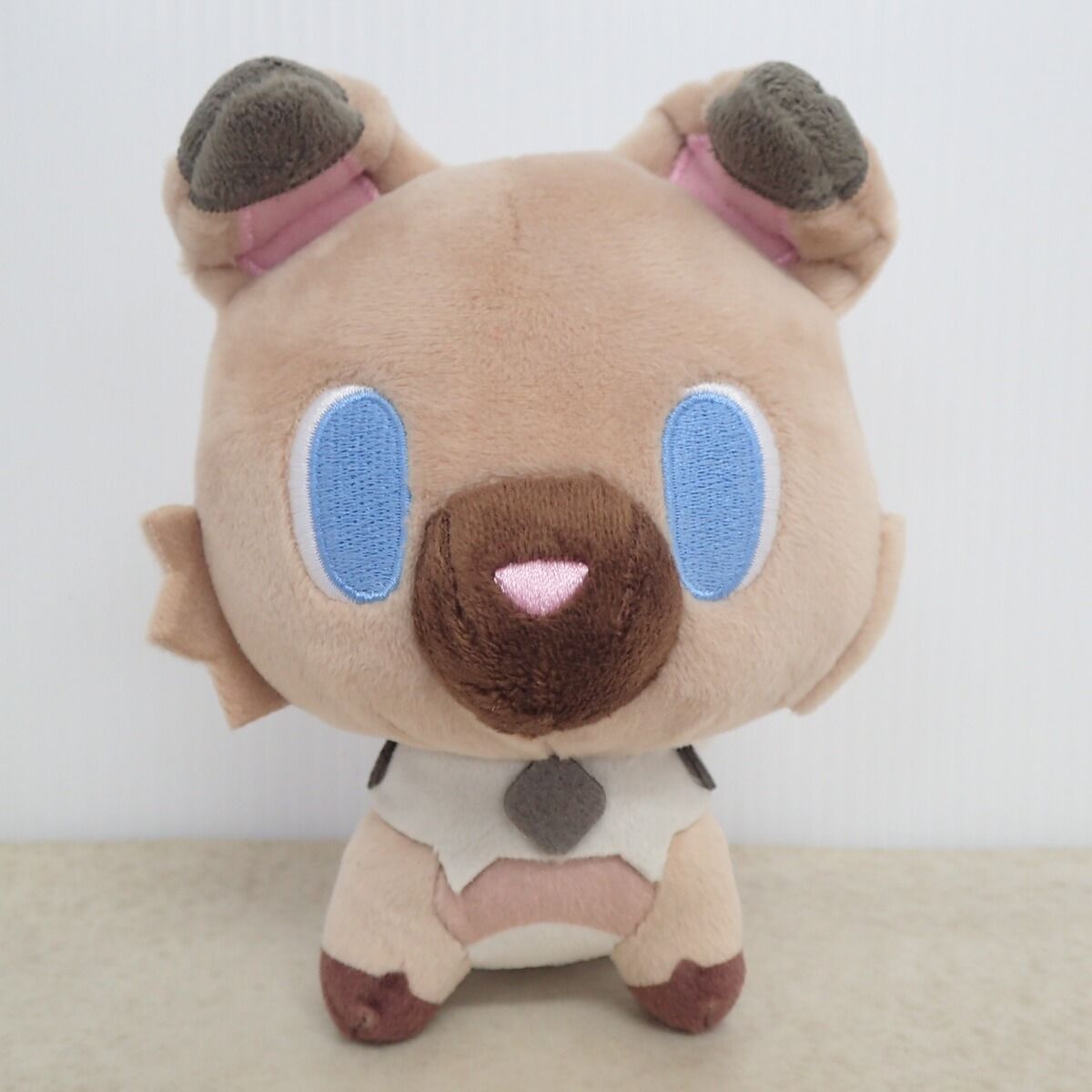 ポケモンセンター ポケモンドールズ イワンコ 紙タグなし