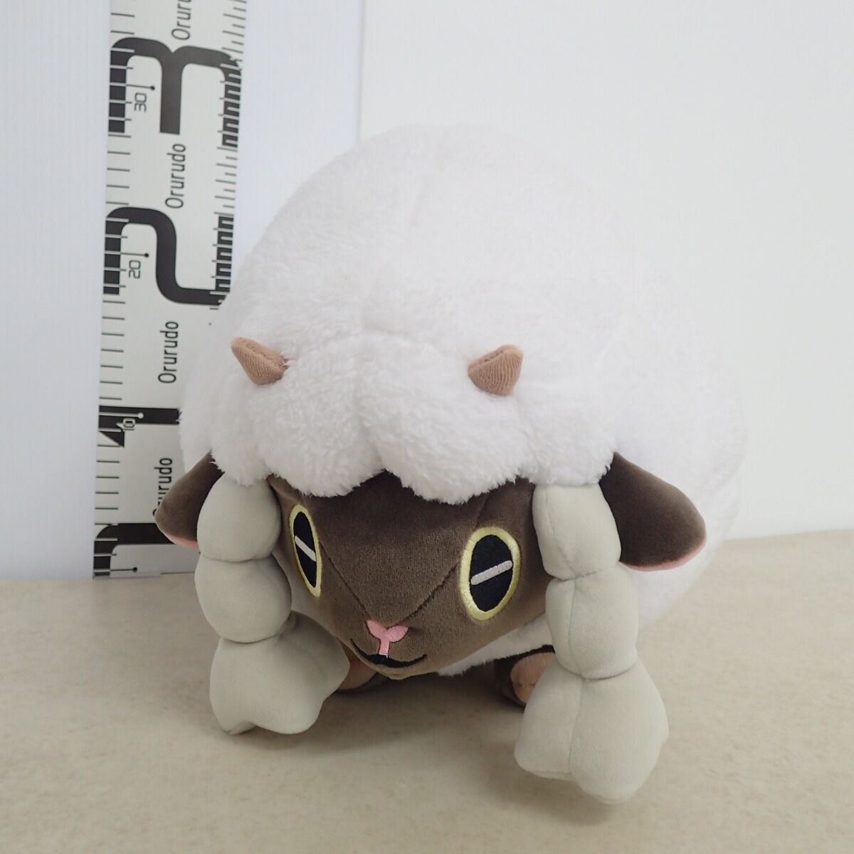 ポケセンセンター もっちりまんまるクッション ウールー 紙タグ付き