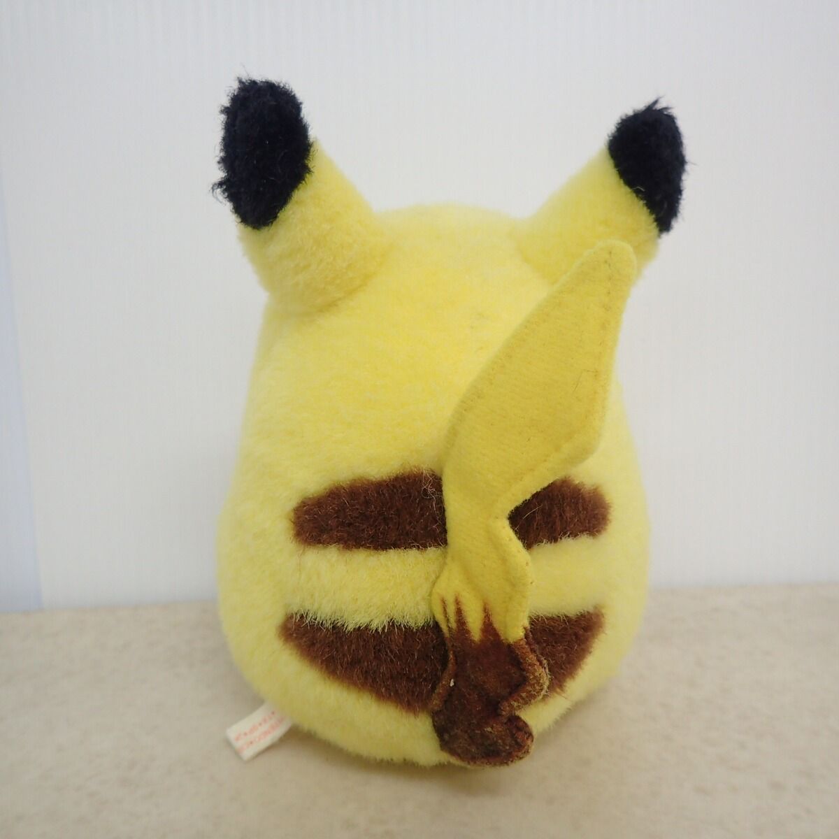 TOMY ポケモンぬいぐるみ ピカチュウ 紙タグなし - メルカリ