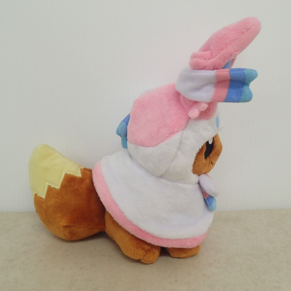 ポケモンセンターぬいぐるみ イーブイポンチョシリーズ ニンフィア 紙