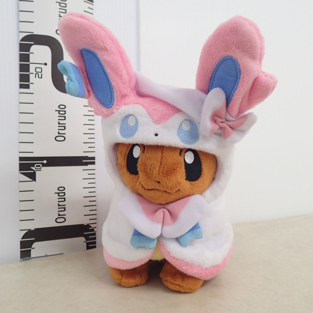 【新品】 ポケモンセンター イーブイ ポンチョシリーズ ニンフィア ぬいぐるみ ポケモンセンターぬいぐるみ イーブイポンチョシリーズ ニンフィア 紙