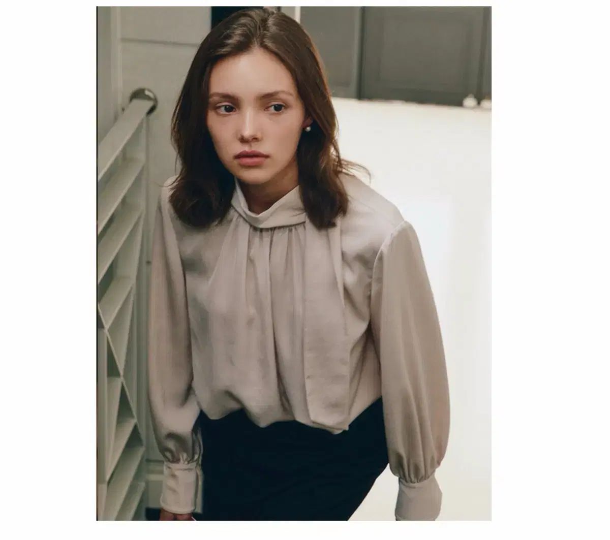 トワブ ブランド タイ ブラウス クリームベージュ